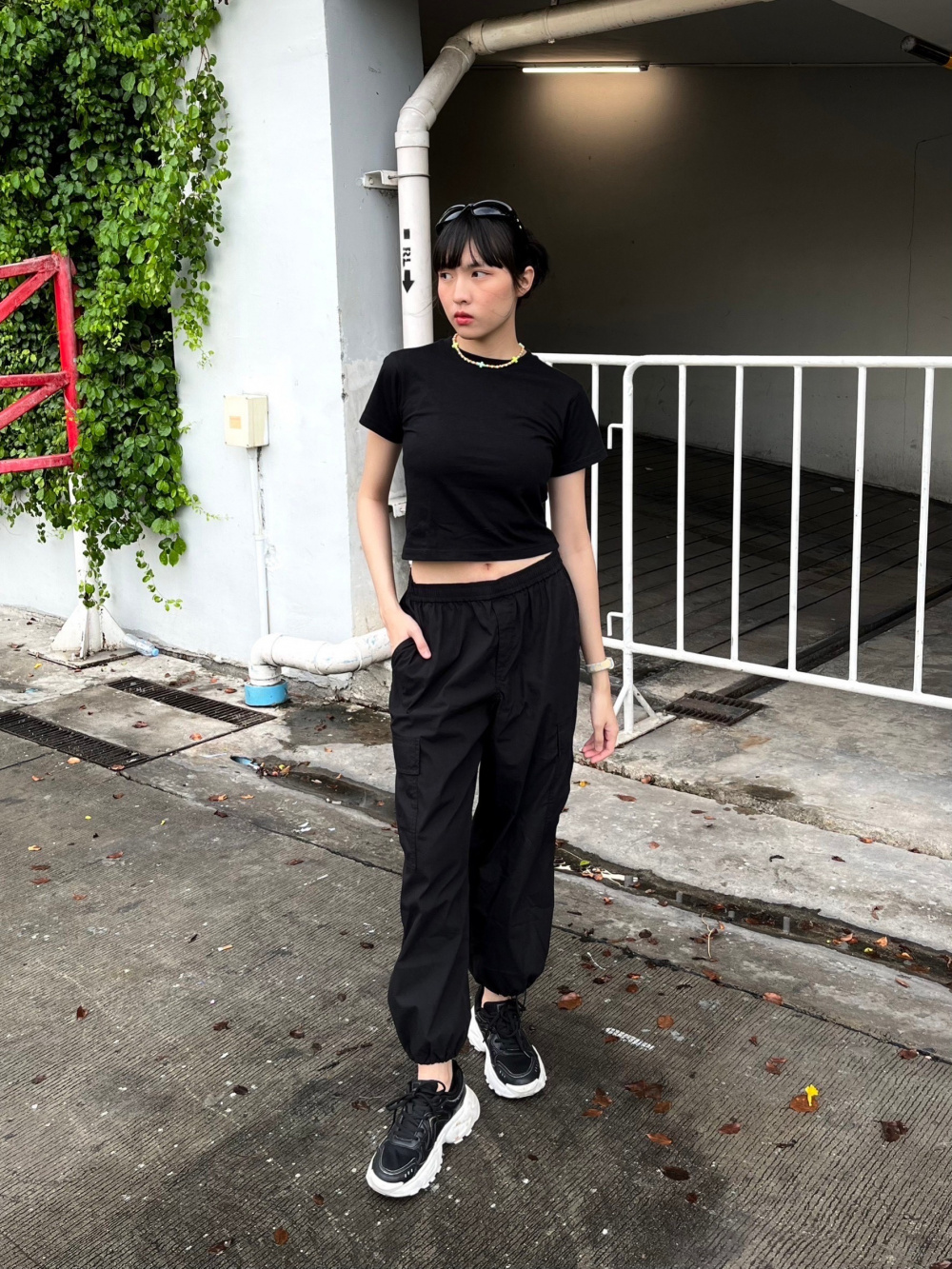 How to Style Black Cargo Pants