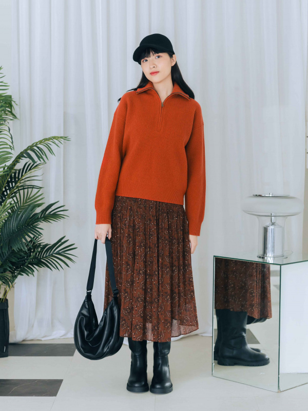 Check styling ideas for「UNIQLO : C Volume Long Sleeve Blouse