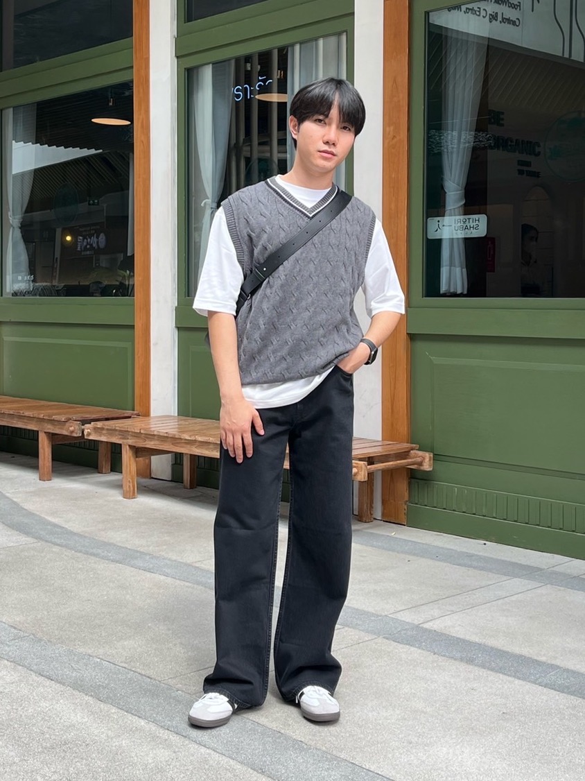 Check styling ideas for「Cable V Neck Knitted Vest、Smart Ankle Pants  (Cotton)」