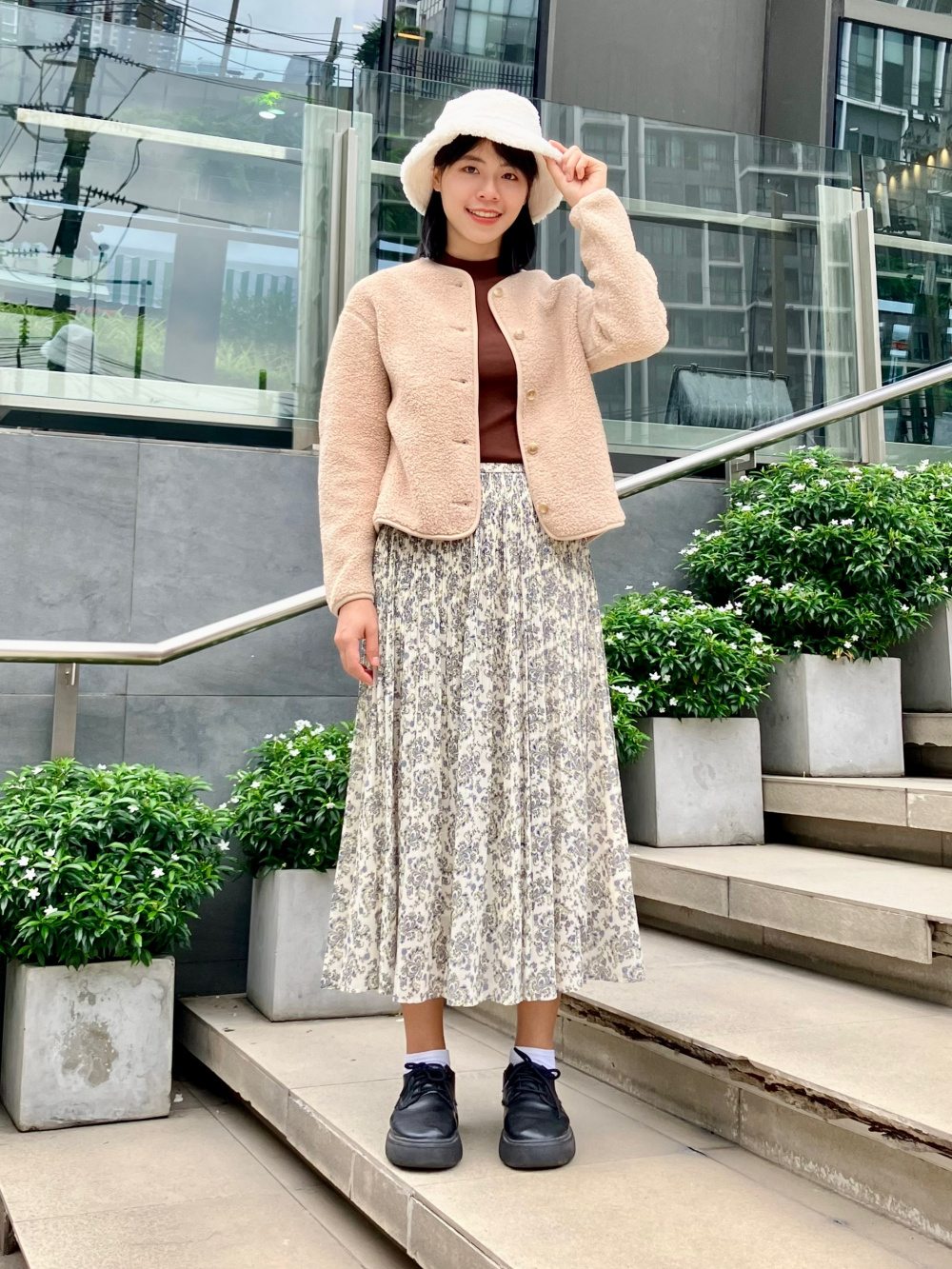 Check styling ideas for「GIRLS Jumper Skirt (Color)」