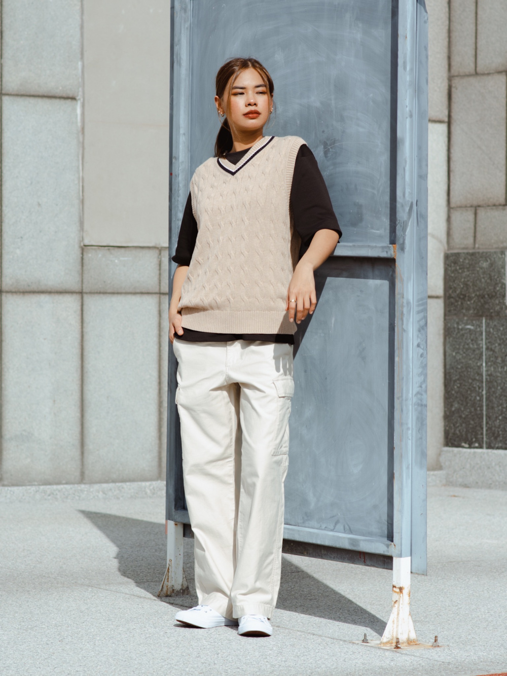 uniqlo cable v neck vest