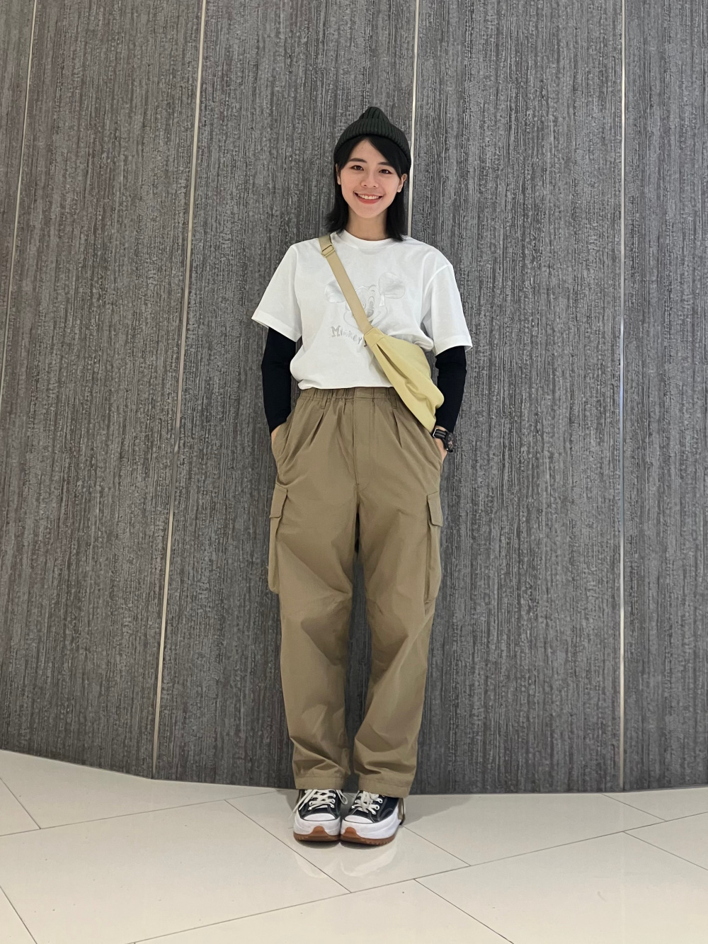 Check styling ideas for「Wide Fit Parachute Cargo Pants、Drawstring  Backpack」