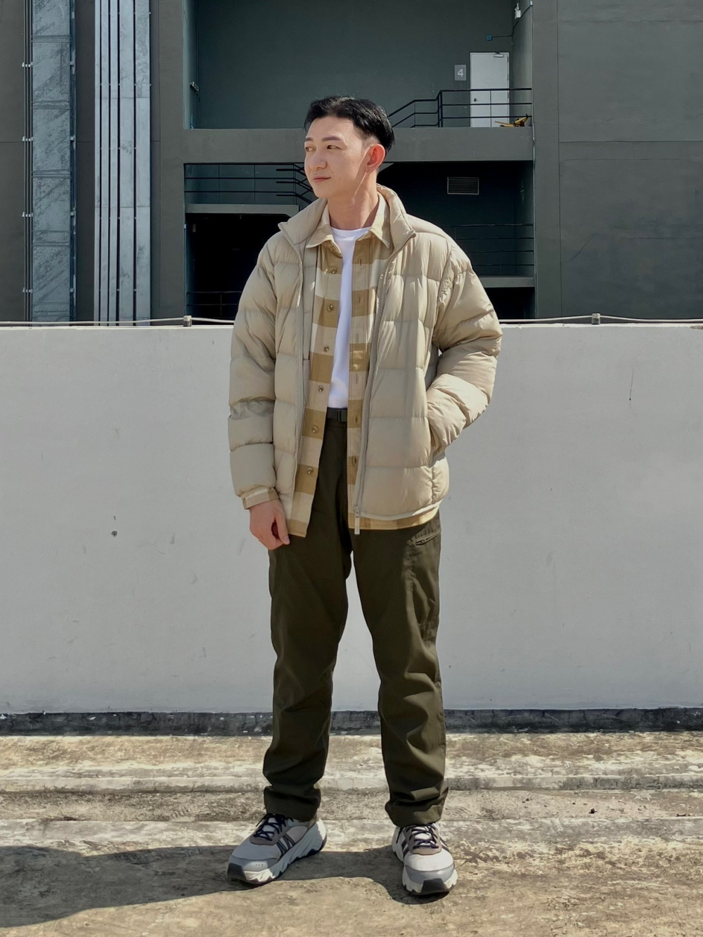 Check styling ideas for「Ultra Light Down Jacket、HEATTECH