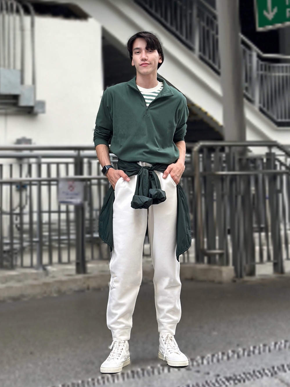 Check styling ideas for「STRETCH FLEECE HALF-ZIP T-SHIRT、AIRISM