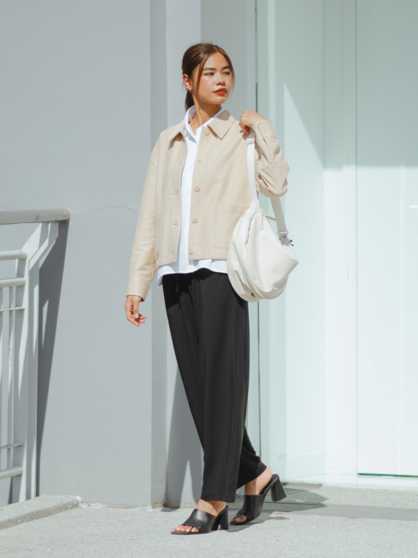 Check styling ideas for「Smooth Cotton Relaxed Crew Neck Sweater、Parachute  Pants」