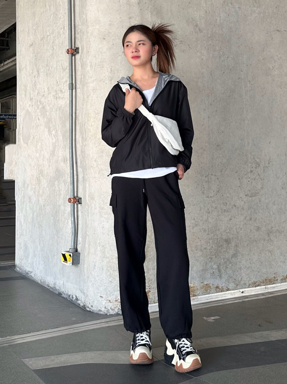 Check styling ideas for「Sweat Pants、Smooth Jersey Lined Parka