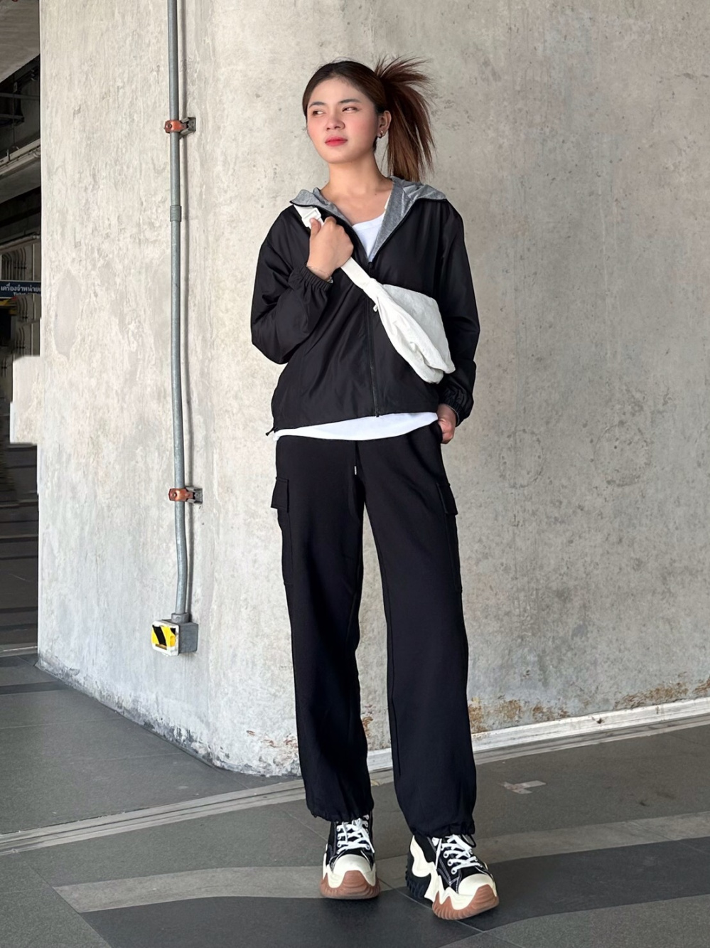 Check styling ideas for「Sweat Cargo Pants、Comfort Jacket」