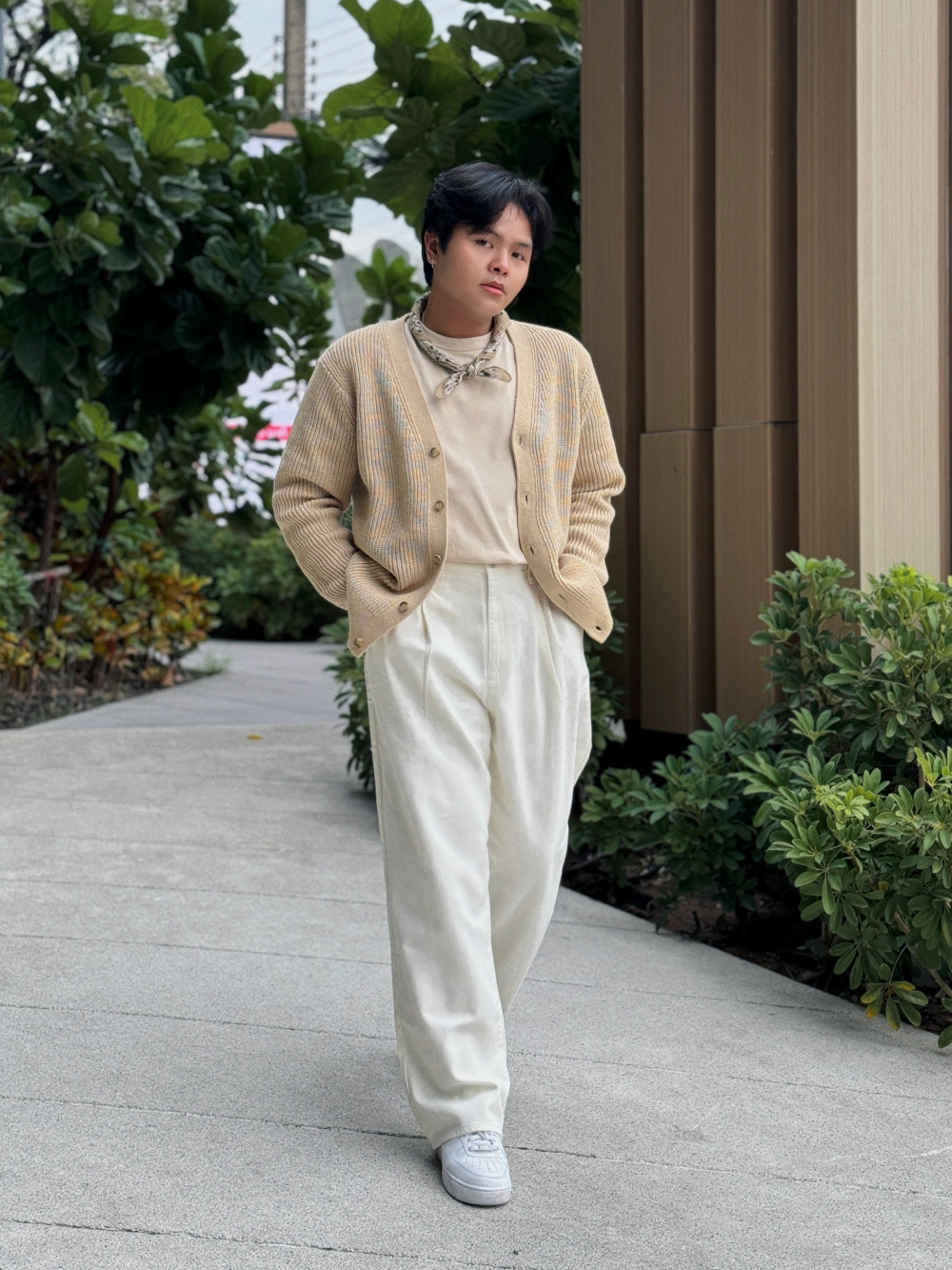 Check styling ideas for「Oxford Slim Fit Long Sleeve Shirt、Middle Gauge