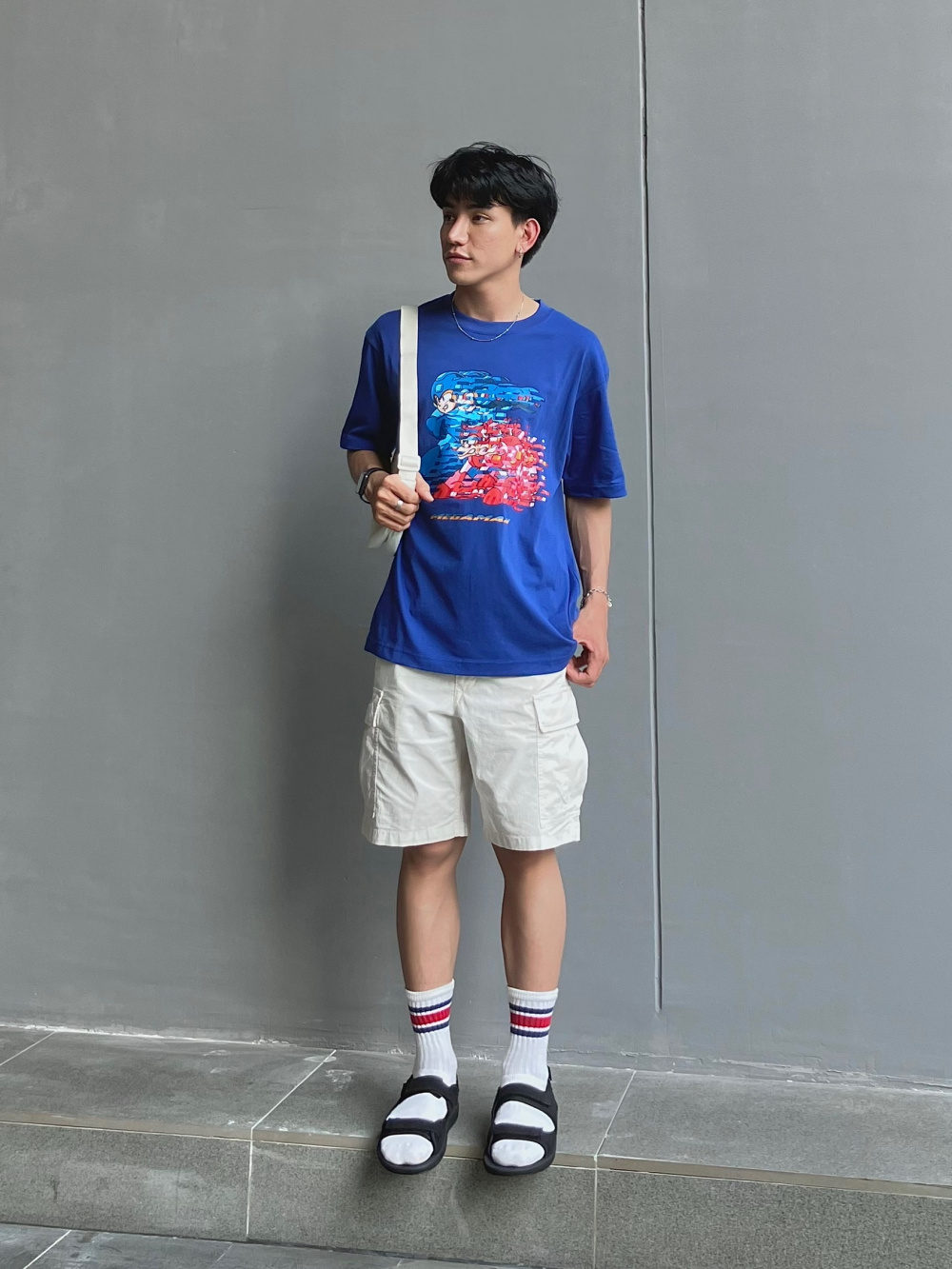 Check styling ideas for「AIRism Full Open Short-Sleeve Polo Shirt、Round Mini  Shoulder Bag」