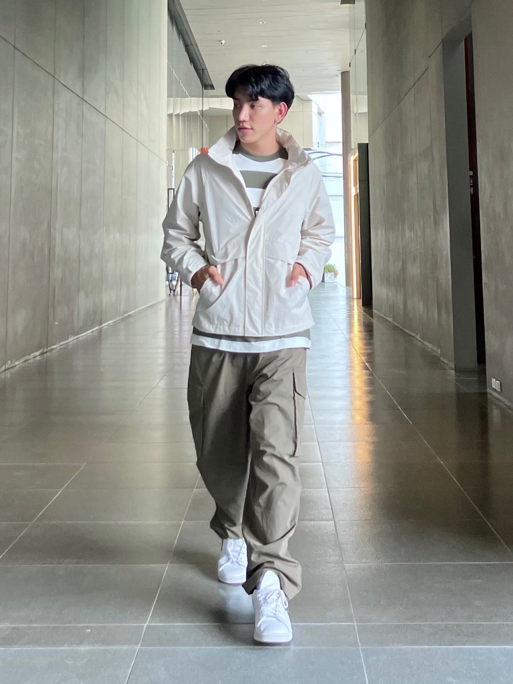 Check styling ideas for「Keith Haring Subway Drawings Oversized UT (Short  Sleeve Graphic T-Shirt)、Wide Fit Parachute Cargo Pants」