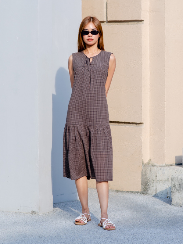 brown gingham dress uniqlo Off-Shoulder Ribbed Sweater Knit Midi Dress Brown Large main image 1