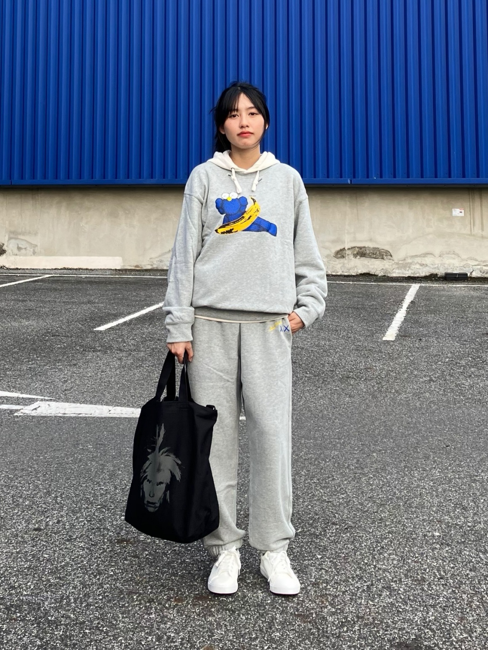 Uniqlo hoodie kaws sales