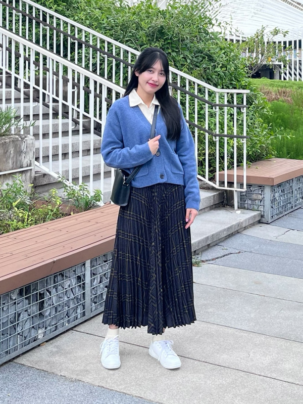 Check styling ideas for Pleated Long Skirt UNIQLO TH