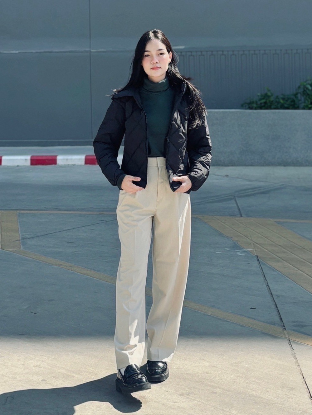 Check styling ideas for「Oversized Short Jacket、Pleated Wide 