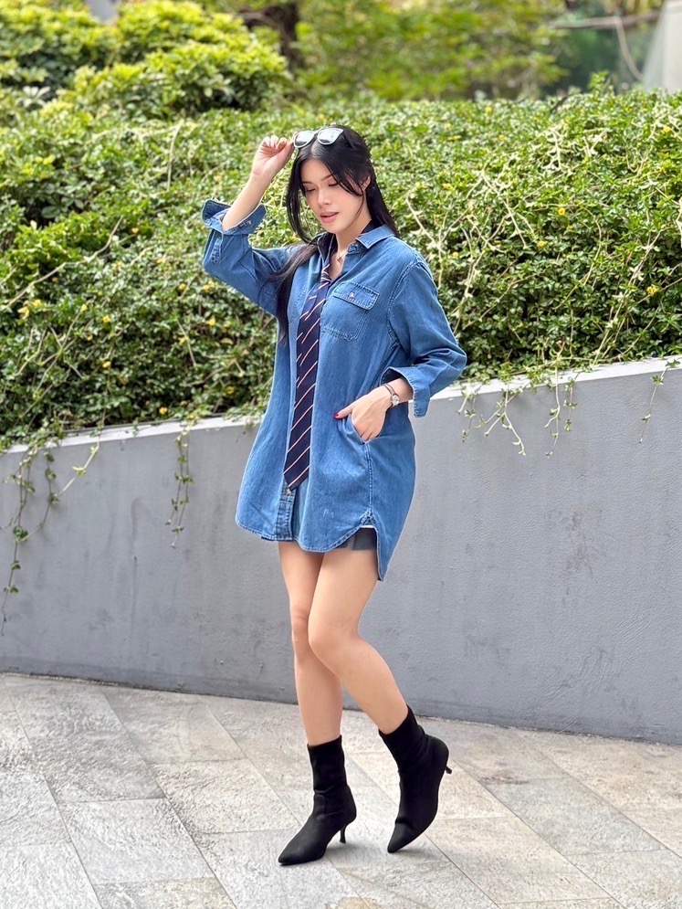 white christmas dresses Anna-Kaci Women's Sleeveless Jean Shirt Dress Tied Waist Turn Down Collar Pocket Denim Dress, XL 16-18 / Light Blue main image 1