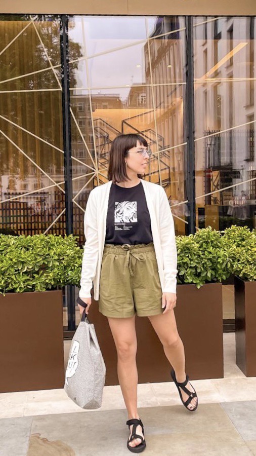 Check styling ideas for「Cotton-Linen Relaxed Shorts」
