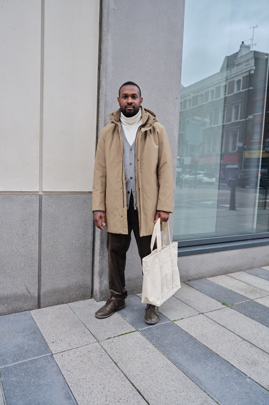 Turtleneck and hoodie online outfit