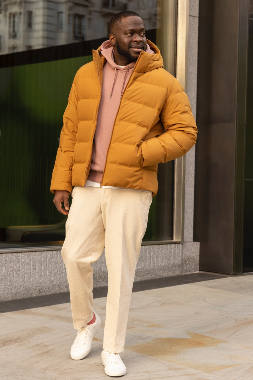 Check styling ideas for「Windproof Outer Fleece Jacket、HEATTECH Warm-Lined  Pants」