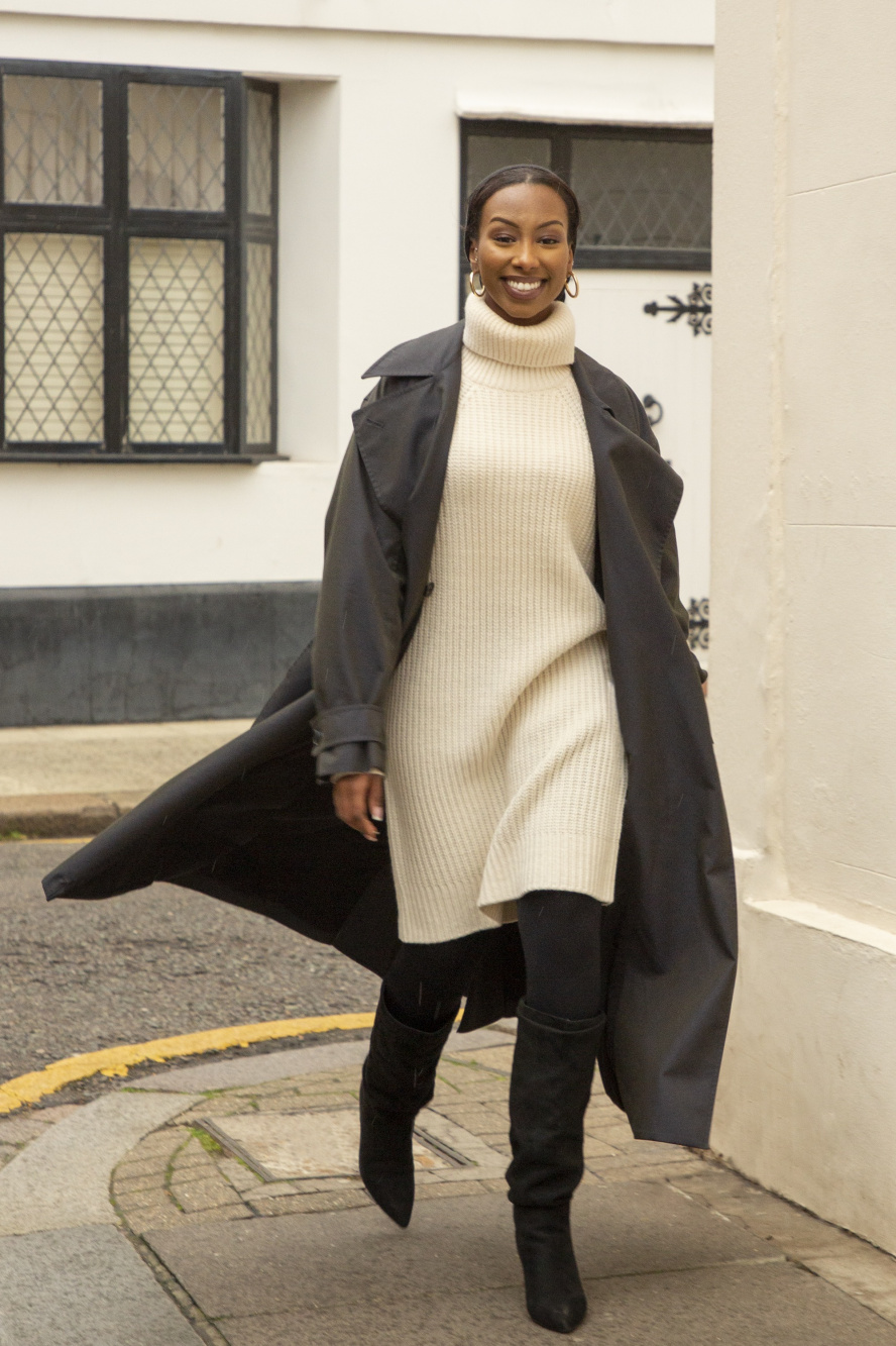 Red Knit Turtleneck with Black Tights Outfits (2 ideas & outfits)