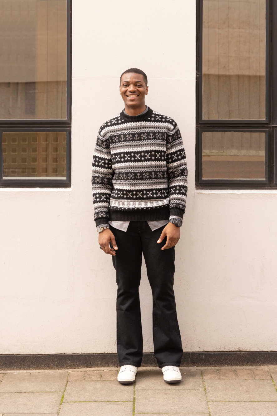 Uniqlo jw anderson sweater sale