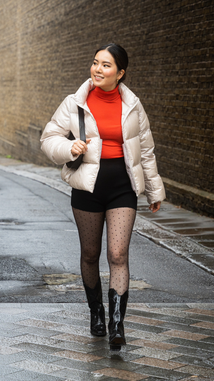 Check styling ideas for「Ultra Light Down Shiny Puffer