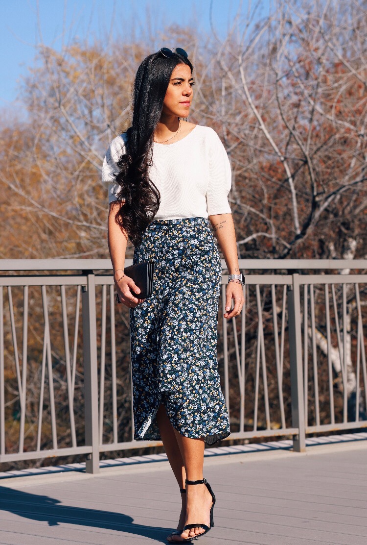 Check styling ideas for「Printed Slit Midi Skirt」