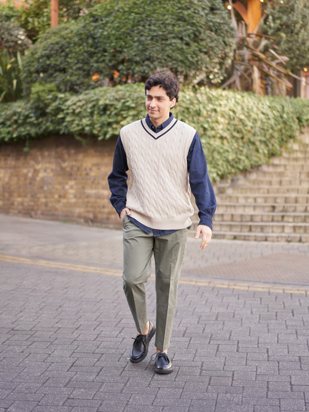 Check styling ideas for「Cable V-Neck Knitted Vest、Washed Jersey Ankle  Pants」