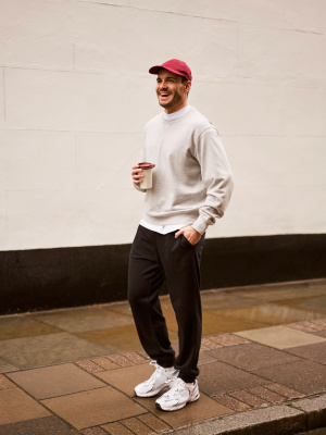 White sweatshirt outfit mens hotsell