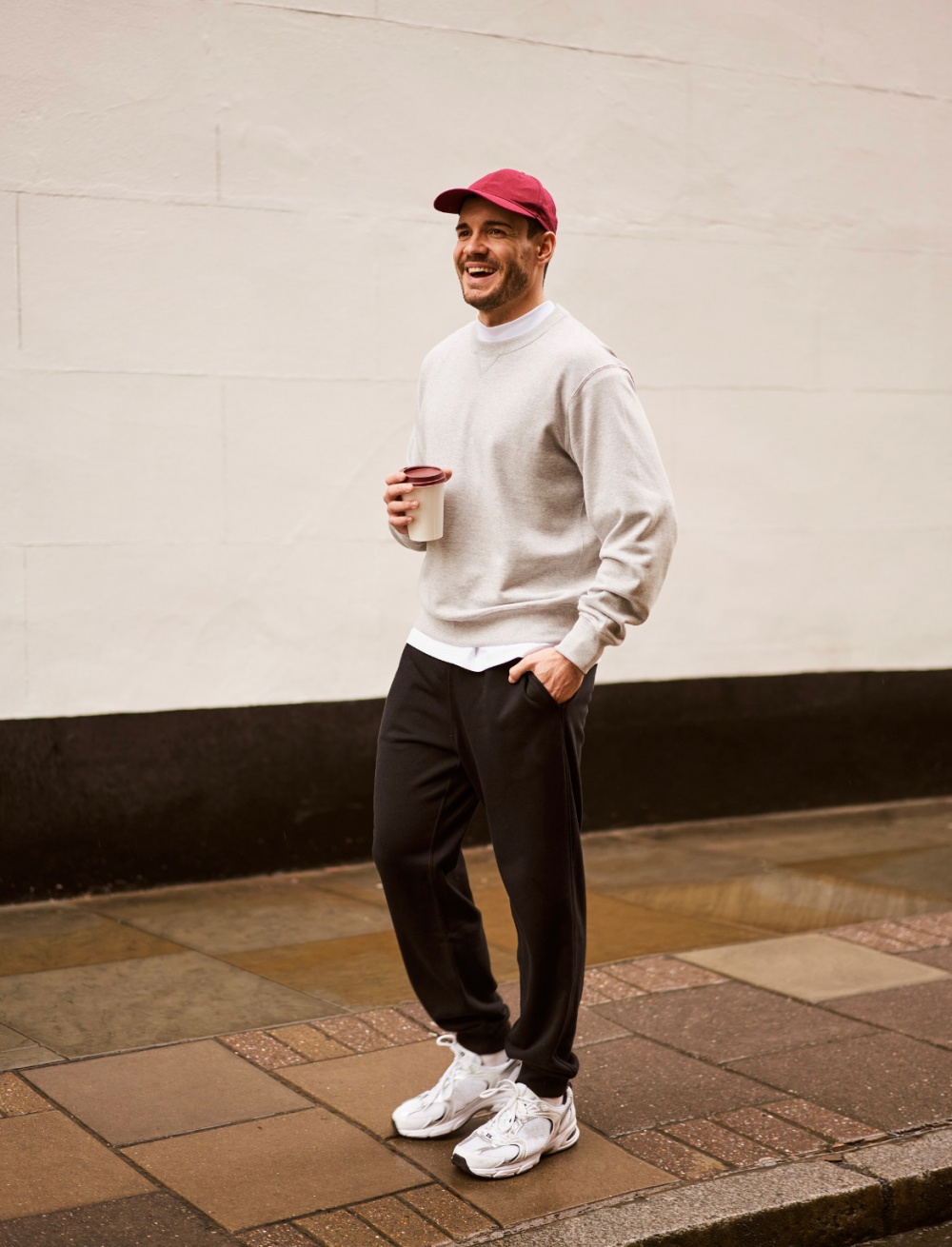 White sweatshirt outfit discount mens