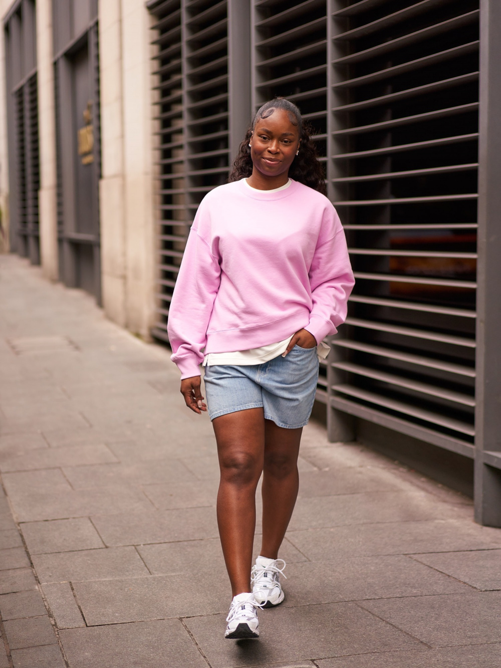 Pink discount sweatshirt outfit