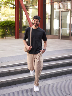 Oversized Pocket Crew Neck Half-Sleeve T-Shirt | UNIQLO US