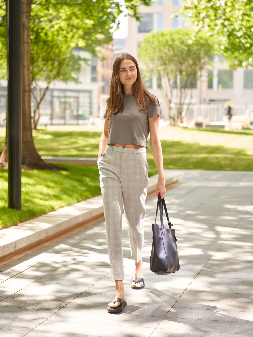 Check styling ideas for「Smart Ankle Trousers」