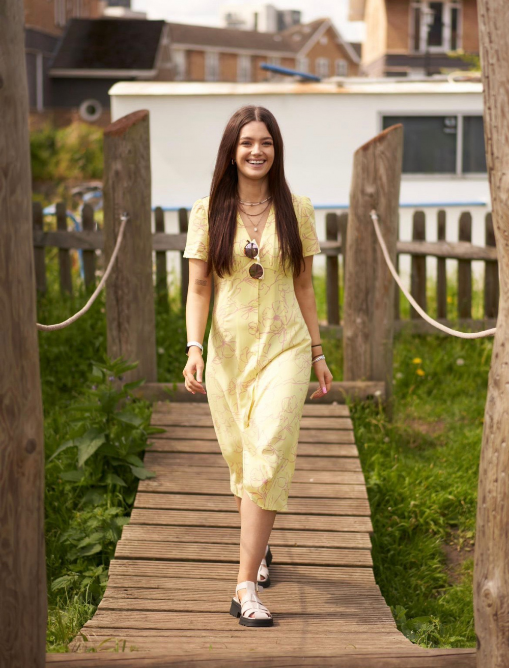 uniqlo printed v neck flare dress