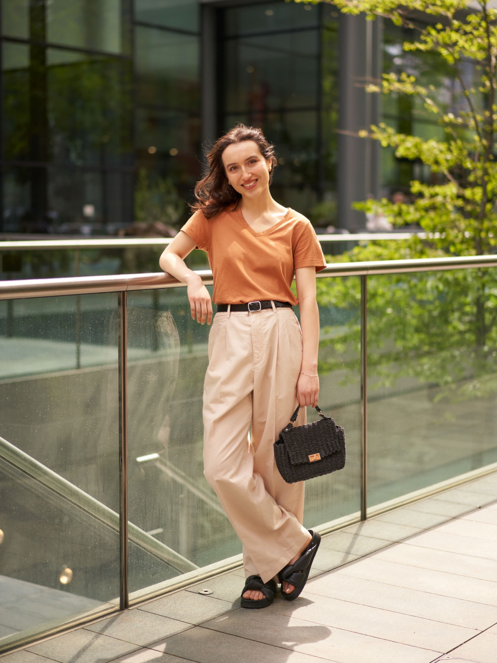 Linen Blend Tucked Wide Pants