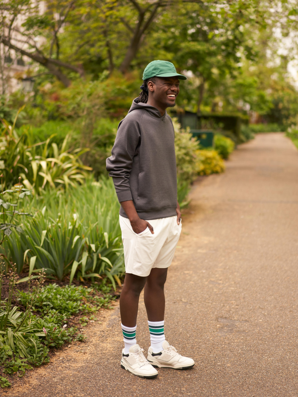 Check styling ideas for「RUGGER STRIPED SHORT SLEEVE POLO SHIRT、EXTRA  STRETCH DRY-EX SHORTS (6.5)」