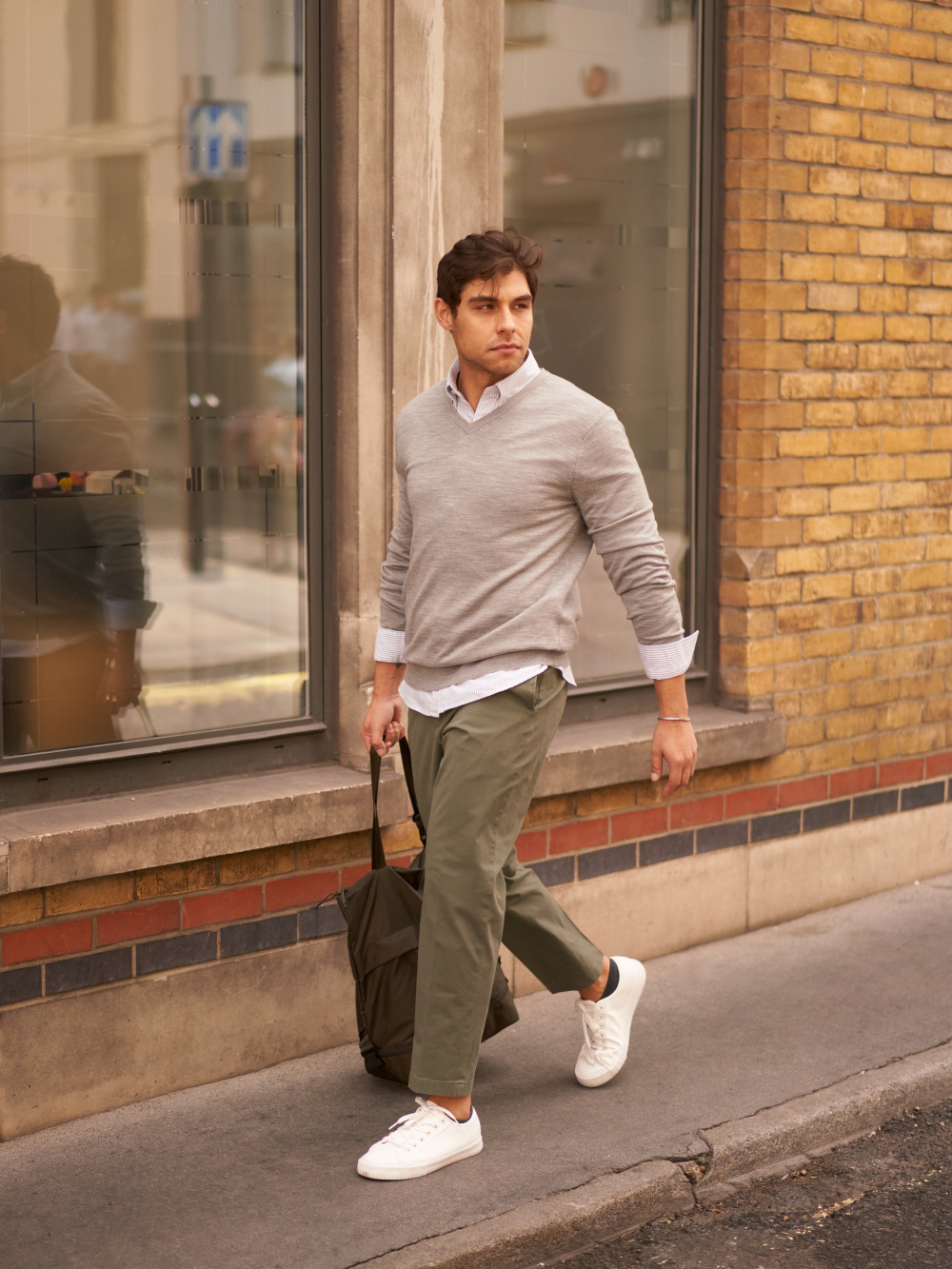 Check styling ideas for「Smart Ankle Pants (2-Way Stretch)」