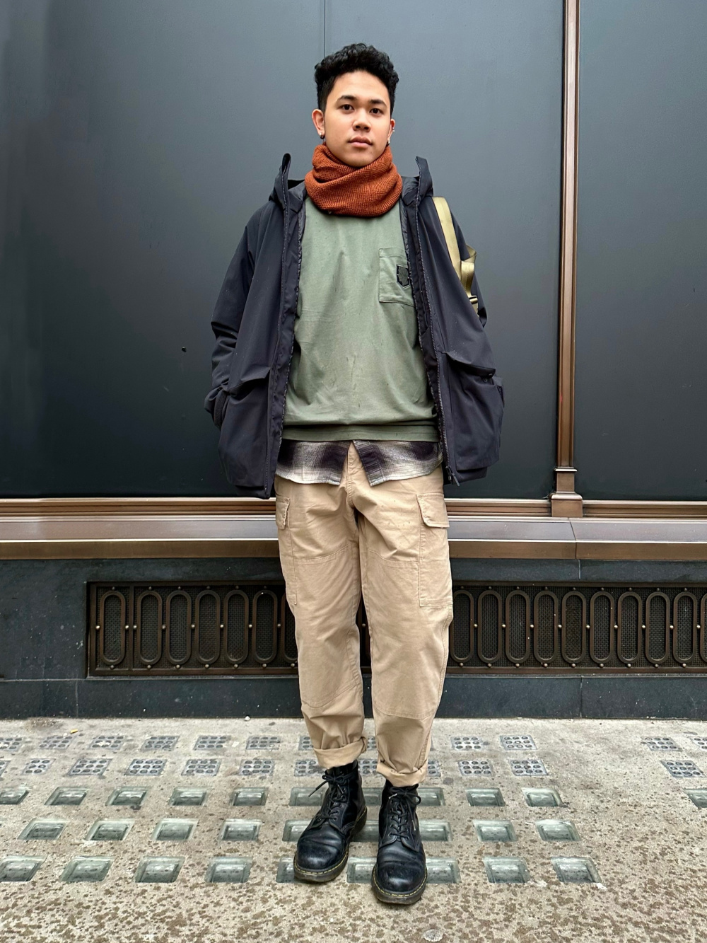 Check styling ideas for「Recycled Hybrid Down Jacket、HEATTECH Warm-Lined  Pants」