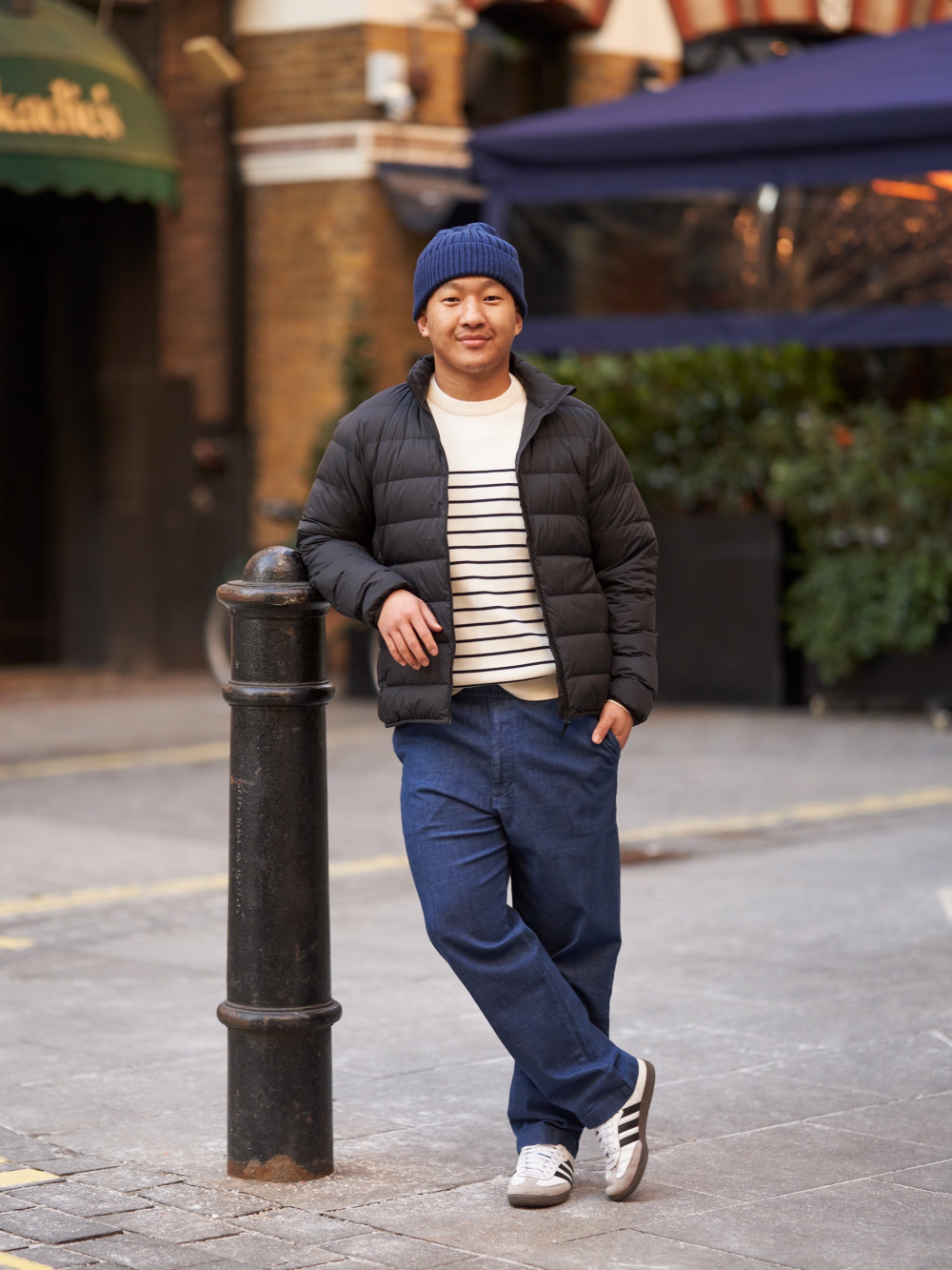 Check styling ideas for「BLOCKTECH Parka (3D Cut)、Sweat Cargo Pants」