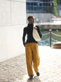 Uniqlo styling book picture. Style ID: <7596537>