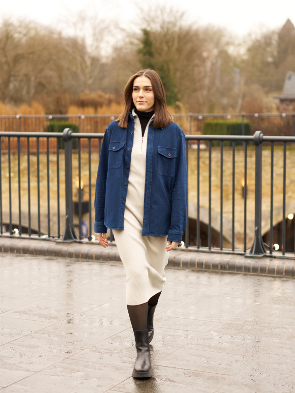 Uniqlo styling book picture. Style ID: <8817325>