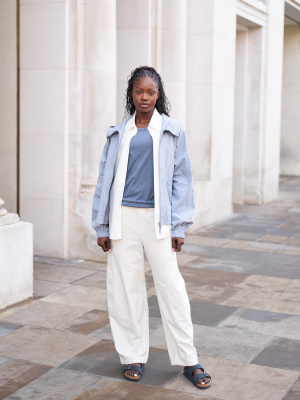 【WOOHWA】CURVE LINE EASY PANTS Easy Curved Pants | UNIQLO US