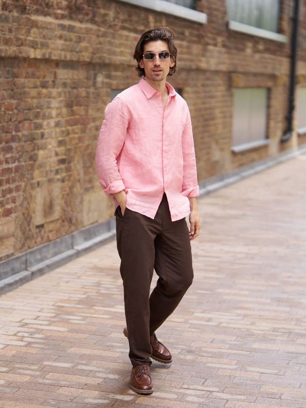 dress shirt outside pants Turning a classic shirt dress into something more relaxed with a pant  pairing. @mattir___ , #shirtdress #styleinfluencer #fashionoverforty