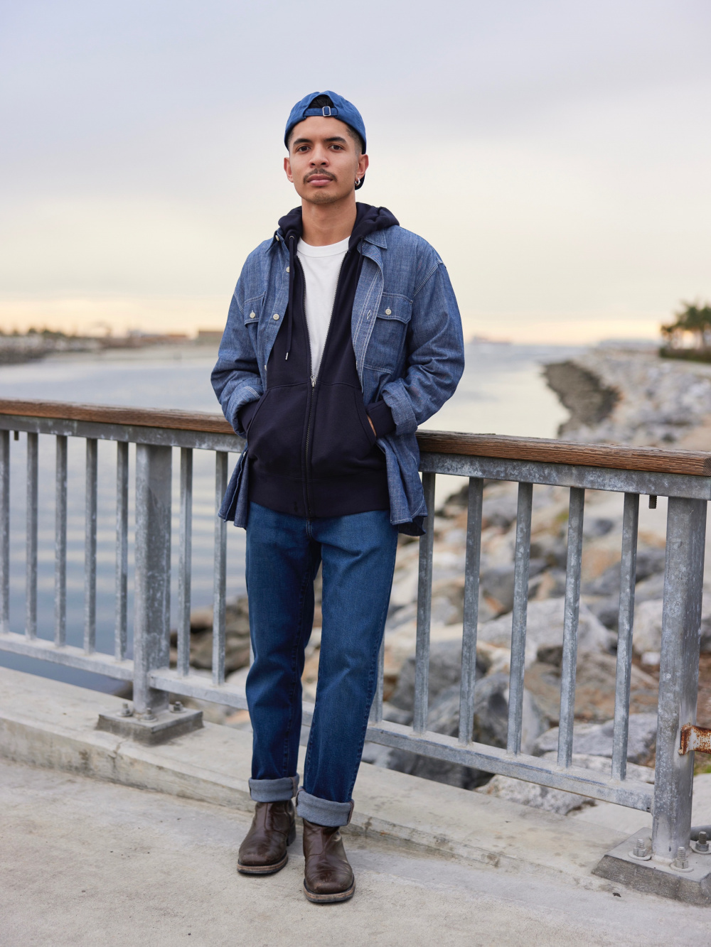 Check styling ideas for「UNIQLO X THEORY AirSense SHIRT JACKET (ULTRA LIGHT)、UNIQLO  X THEORY AirSense RELAXED PANTS (ULTRA LIGHT)」