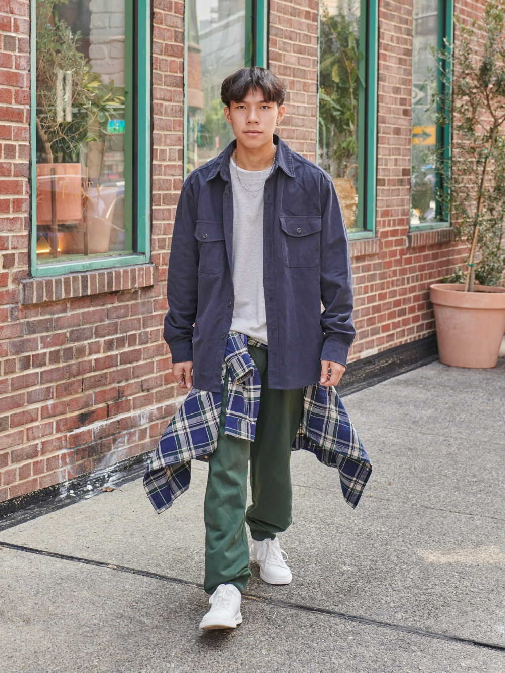Check styling ideas for「Flannel Easy Ankle Pants、HEATTECH Watch Cap」