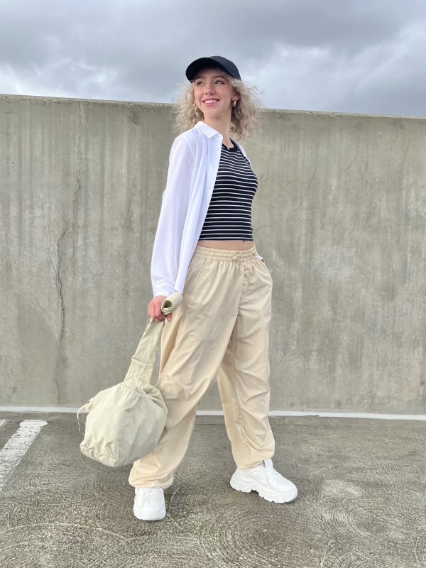 ★codegraphy★ Cotton wide parachute pants light beige CBDUU Wide Parachute Cargo Pants | UNIQLO US