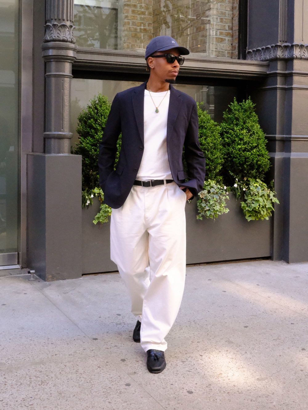 Check styling ideas for「AirSense Blazer | Wool-Like、Barrel Pants
