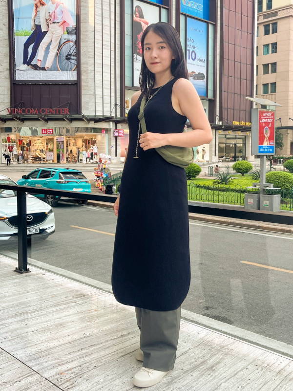 Uniqlo sleeveless clearance dress