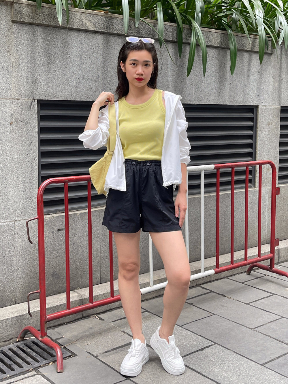 Check styling ideas for「Ultra Stretch AIRism Cropped Short Sleeve